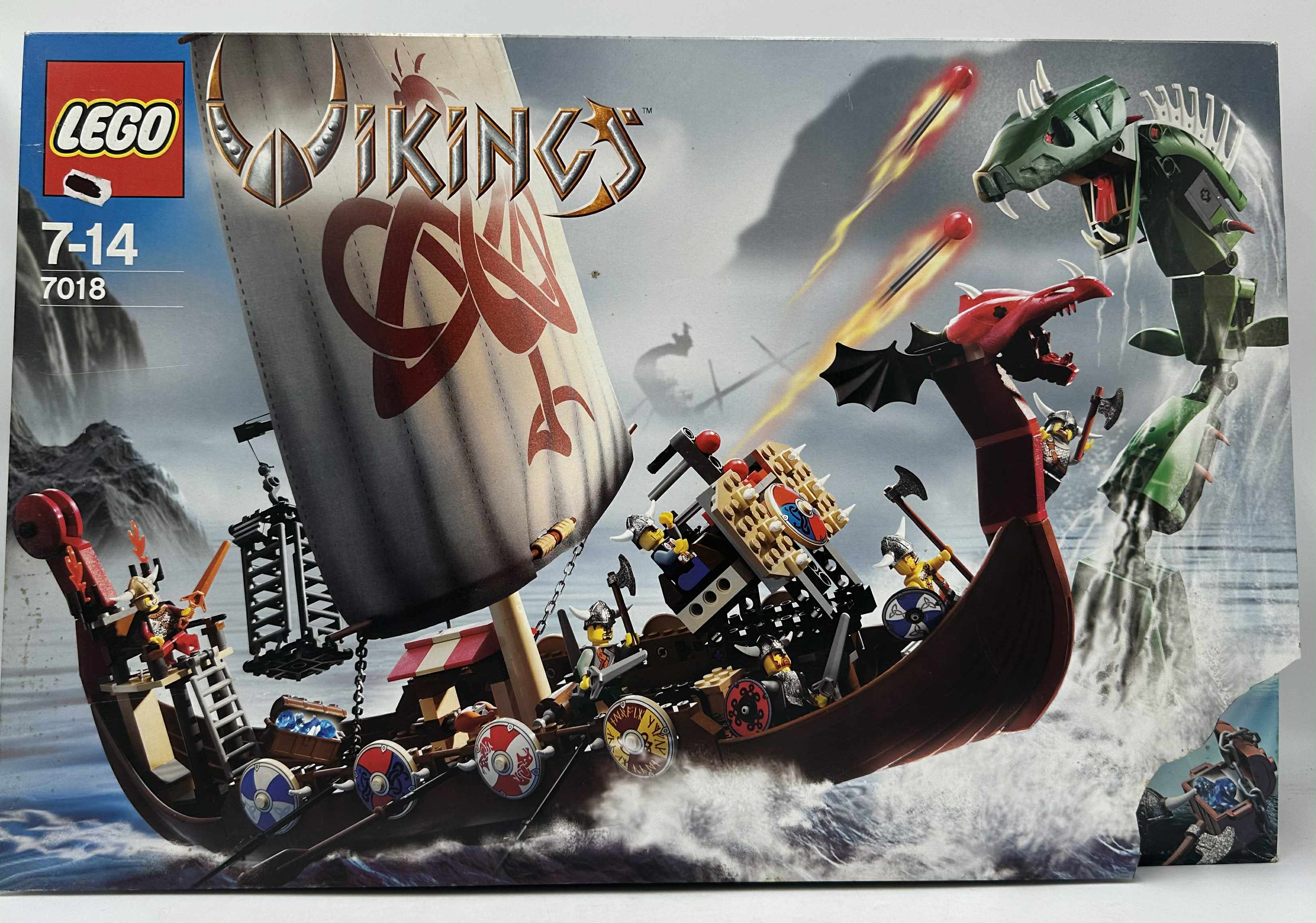 Vikings - A viking hajó szembeszáll a Midgard kígyóval