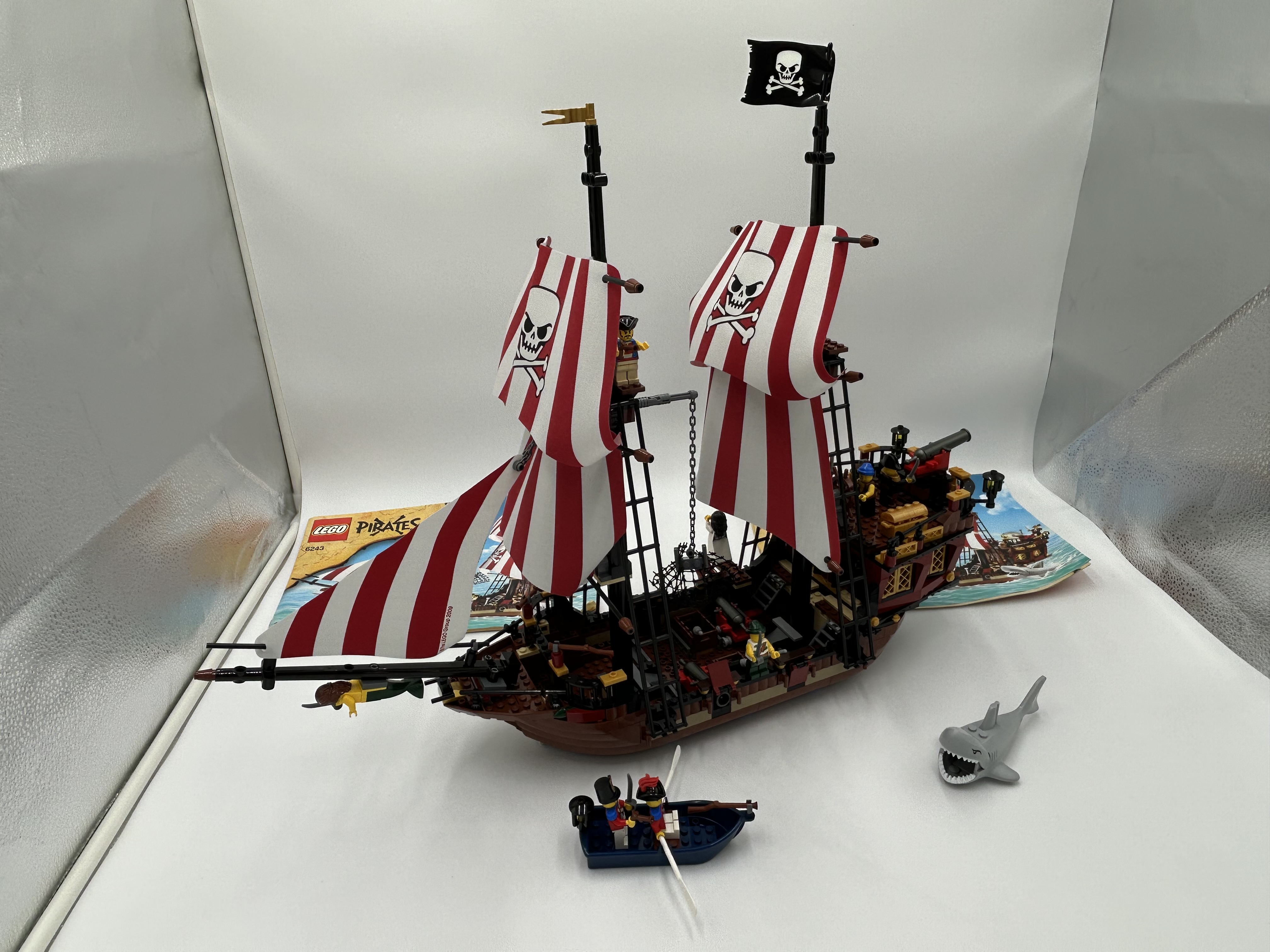 Pirates - Feketeszakáll hajója
